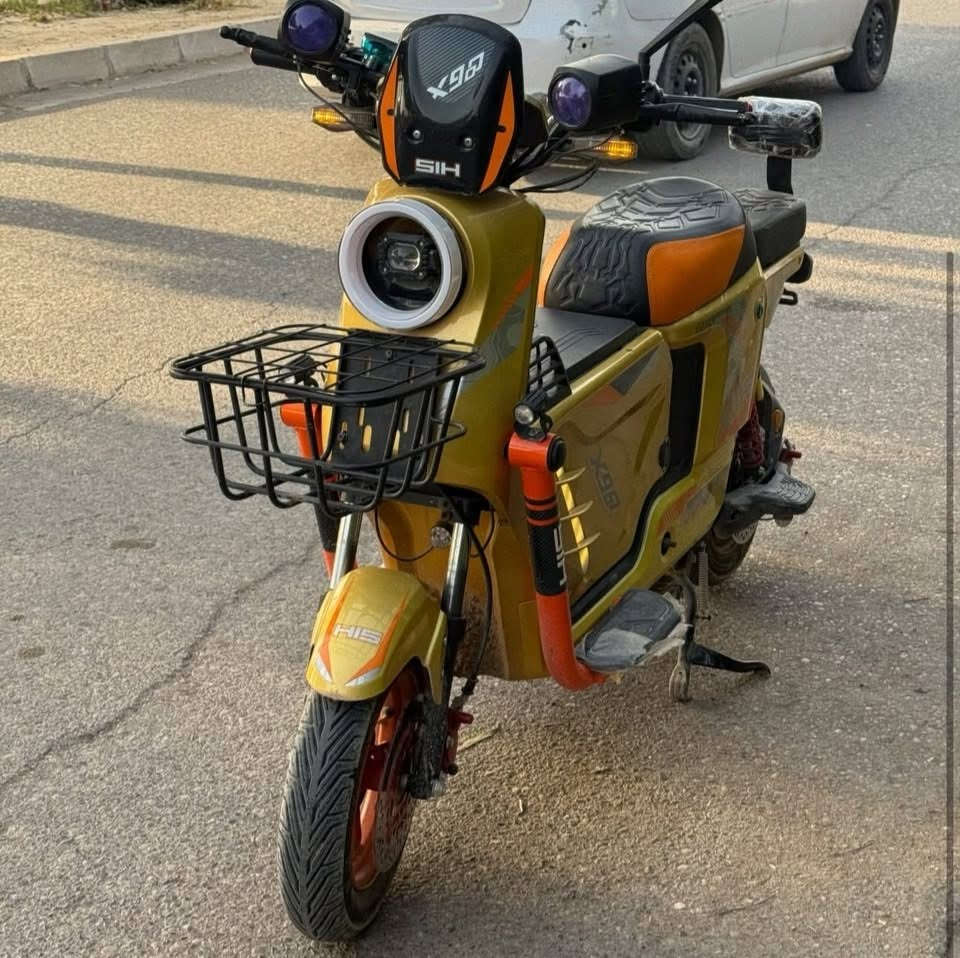 اعادة النشر بسبب الوعود الكاذبة X900 فول مواصفات
صندوق 

اشاير لد

لايت زينون

بك تكدر ترجع بي R 

ماطور نظيف ما شاء الله 

بريكات دسك امامي خلفي زيت

موثرات صوتية 

تكدر تشحن بي منفذ للشحن

اشاير يمين يسار 

رباعي

مبدل بصمة واشارة الصندوق فقط الي على اليسار متشتغل والبطاريات نظيفات بس بداية ضعف 5 دبل

بصمة فتح قفل تشغيل عن بعد 

انذار سرقة

اشاير لكزز امامية

بك لايت ليد 

لايت امامي لد 

هورن عادي

هورن راديو

ما ماشي اقل من الفين

لايت عالي ناصي

بلوتوث تكدر تكنك همين

Mp3 الوان متفاعلة مع الصوت

مرايات

كشن امامي خلفي

تكدر تخليلو بايدر يمكن

ودرع بي مسند للرجل

ما شاء الله ماطور كلش نظيف

بس جماعة ال450 لاتعلق 

***********
