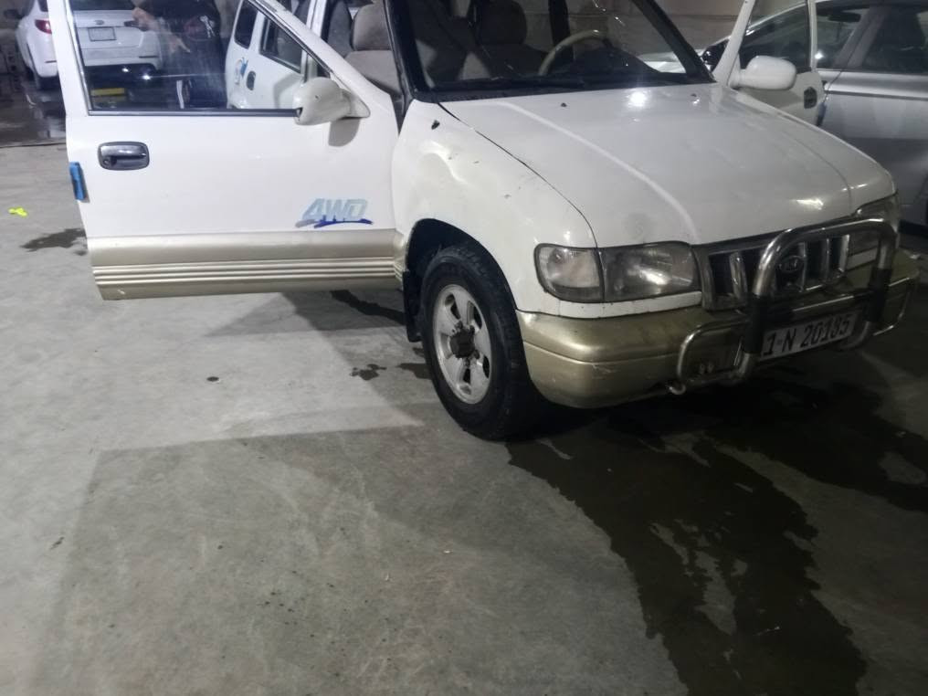 سلام عليكم سبورتج موديل 96بغداد بسمي تحويل مباشر مكينه 2000مال كصه كير عادي تخم تاير نضيف بدون ضربه بيها كم قطعه مصبوغه سياره جاهزه حداديه نص عمر كهربائيات كلها شغاله سياره نضيفه مال جناي تحويل مباشر سعر 38بيها مجال حك الجيه مكان أبو غريب قرب مطار بغداد *********** بغداد, العراق
