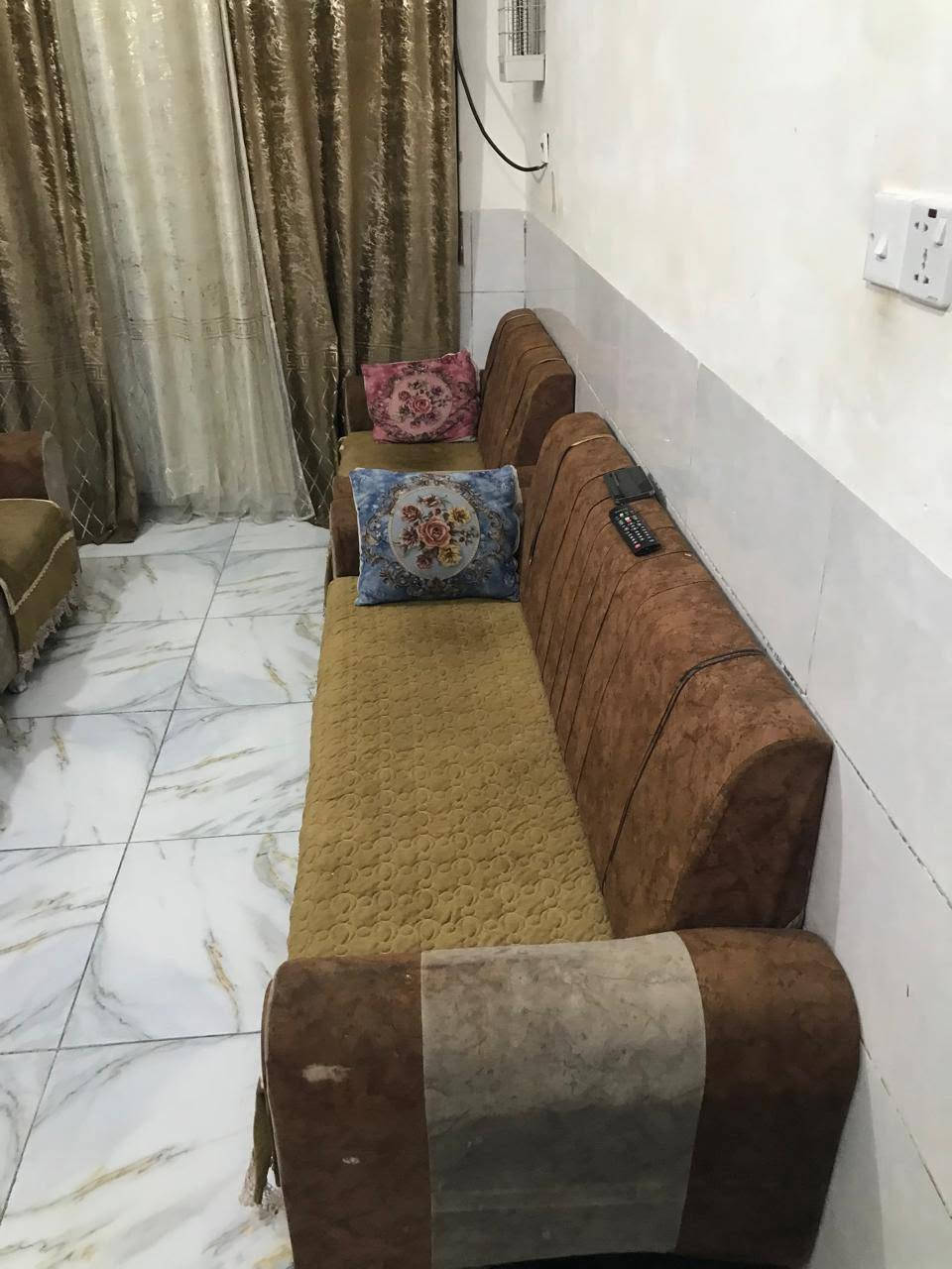 السلام عليكم عندي الأغراض البيع ***********بي واتساب

