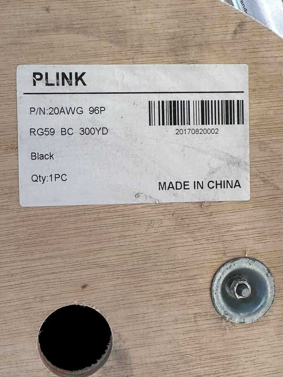السلام عليكم 👋🏻
🔥 كيبل PLINK الأصلي (RG59) 
 (بدون باور كما موضح في الصوره)  
 💎الاستخدام: مثالي لأنظمة كاميرات       
✅لمراقبةوالستلايت.  
 💎المواصفات: 20AWG نحاس عالي (BC)
✅، درع حماية 96 شعرة (96P) لنقل إشارة نقي بدون تشويش.  
 ✅الطول: 270متر.  
📍العنوان : بغداد شارع الصناعه
✉️للحجز والاستفسار يرجى مراسله الصفحه 
📞او الاتصال على :***********
 🚚متوفر توصيل لكل انحاء العراق🚚

