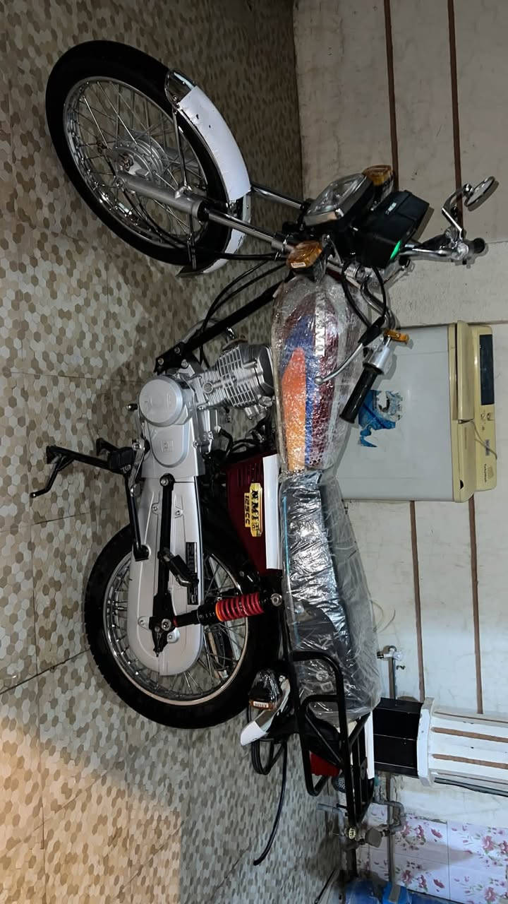 السلام عليكم دراجه نامه امتياز  اوراق موديل 2026 كفاله عامه المحرك خير من الله لا تنقيص لا تبخير شلعه معدل  كهربائيات كله شغاله كامله مكمله السعر ٧٢٥ وبيه مجال حك الجيه هـ *********** 

مكاني حـله مركز مدينه 🤍
