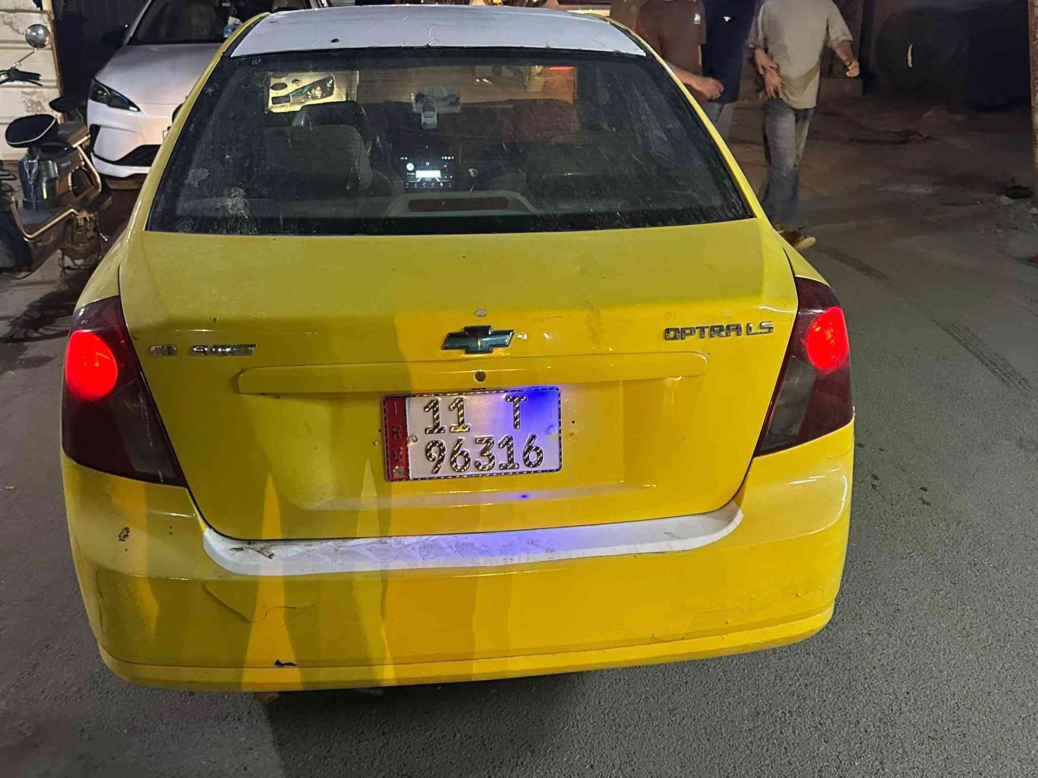 لبيع سياره اوبتره موديل ٢٠١٠ هذا سونر كدامكم  مكاني بغداد المنصور   السعر 55وبيهه مجال   ***********

نص مكتوب في الصور:
- ٢:٤٤
- كروب اوبترا العراق الرسمي
- مجموعة عامة
- احمد علي
- الأشخاص
- الموقع
- شعور/نشاط
- الألبو
- سلام عليكم سياره اوبتره موديل الفين ٢٠١٠ وهذا سونر مالتهه وسياره كدامك السعر ٥٧ وبيهه مجال
- إضافة وسائط
- الكشف عن الصبغ السكركة البارد التبديل الخدوش الفرك، تغيير المنظومات الكهربائية
- يقدم لكم سونار كارجيك بفرعنه :
- الفرع الأول : الكرادة ، حي عسكلة ، شارع هراب ، بجانب جامع أبناء البهو
- الفرع الثاني : حي الجامعة ، مقابل مطعم المدينة ، بالقرب من مركز شرطة حي الجامعة
- الشرح المفصل عن التقرير :
- الصبع
- التعديل
- يتم شرح السيارة والترصيفت والخدوش من قبل الفحص من الافضل الفحص مع الكرادة بالتقرير
- يتم فحص محرك السيارة من الفتح والتصمود والتنقيص افقد
- يتم فحص الكير من الفتح والتشويح افقد
- الورقة الثانية من التقرير يتم شرح فيها عن حالة الكير والتشوحي واسفل السيارة والمحرك والكرير
- يتم فحص براني الابواب حسب نظرية الفحص
- المقصود بجملة ( رسمت في جميع قطع السيارة ) = غير الحاجب
- ملاحظة : الدبل كورد عيب مصنعي وليس عيب شرعي
- المركز غير مسؤول عن ما يحدث للسيارة بعد خروجها من المركز
- +6
- إضافة مجموعات
- نشر