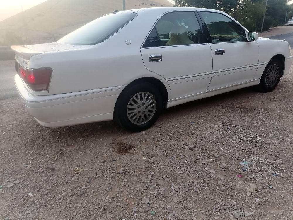 مةليكةبراوة٢٠٠٢ مةكينةd4 175 بيدةعموليدراو بيشوبشتي كةبسة تةبريدلةسةرسويج ٣دوگمةي بةردةية بةسمةية شةغالة شاشةئايبادة هةموگياني بةشةرتي ١٠٠فيتةر جوارتايةتازةي لةزيرداية بيشو دواي تازةداگيراوة نمونةي جوانية كارةباي هةموبةشةرت بيشودواي كريستالة ليدو زينؤنة  رادارة سعر٣٩گةلاوموعامةلةية شوين سليماني *********** السليمانية, العراق
