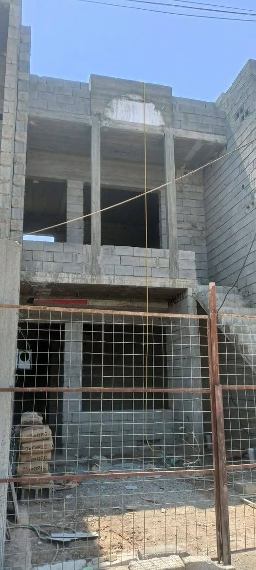 إعلان
☑️دار للبيع طابو صرف مساحه 100 متر طول 
☑️تحت لانشاء طابق ونصف 🏠
☑️تريده هيج أو تسليم مفتاح 
☑️هيكل سعره80وبيها مجال شوي
☑️اذا تريد مفتاح يختلف 
☑️واجهة ملكي 🏠
☑️تستلم مفتاح فول مواصفات 🏠
☑️وذا هيكل غير حساب 🏠
☑️موقع العقار حي العسكري قرب جامع خديجة 
☑️استفسار خاص او عله الرقم ***********🏠
☑️ نستقبل كافه عروضاتكم التجارية والسكنيه

