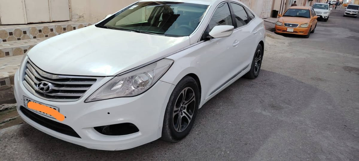 ازيرا خليجي 2015 رقم أربيل  السعر 108
مكان السيارة موصل جانب الأيسر 

***********
