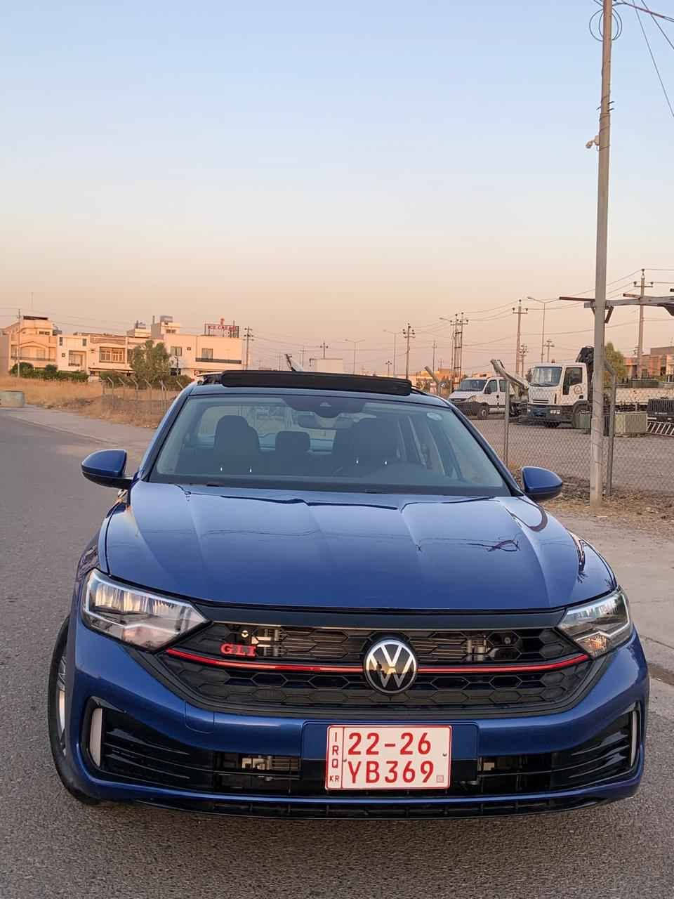 بسم الله الرحمن الرحيم 
جيتا 24 Se فول مواصفات 
محرك ١٥ توربو 
كير 3 نظام S. M  D 
بانورما 
كشن جلد  
كشن حار 🔥 
ماشي ١١ الف ميل 
صبغ ربع بوند بدون داخل بدون ارباك 
رقم كاتي تترقم شيمال 
باقي وقت ترقيم 75 يوم
سعر 148 ورقه 
مكان سياره أربيل 
***********

جيتا بو فروشتن 24 se فول
نيو بونيد سبغ 
بي داخل بي أرباك 
زماره كاتي 
١١ هه زار رويشتوا 
سعر ١٤٨ ورقه 
شوين هه ولير أربيل, العراق
