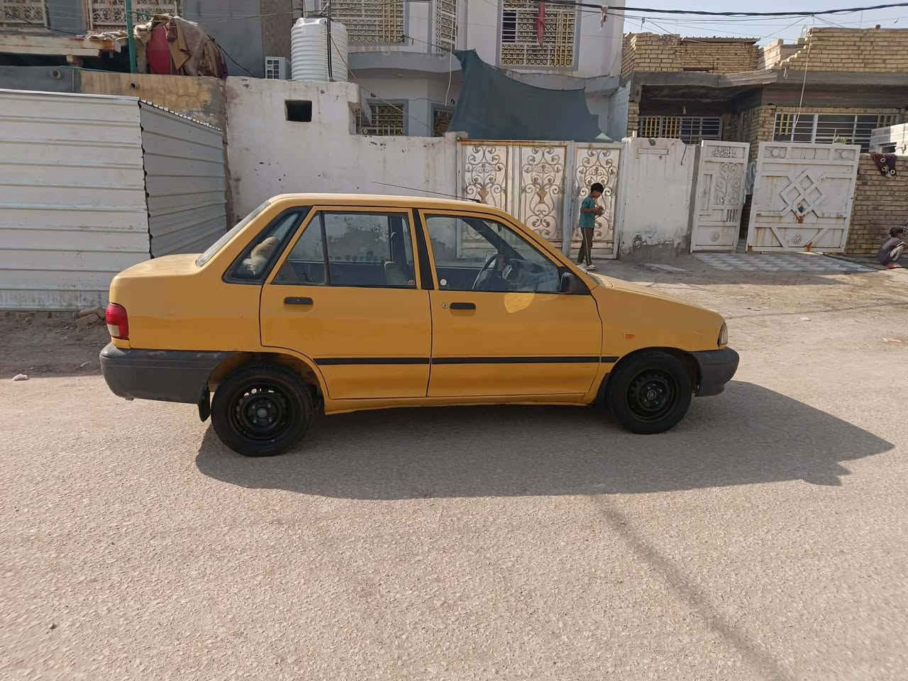سايبا موديل موديل 12 رقم بغداد انكليزي مالكه جيراني شرط تحويل
مصفره هيئة وغرامات سنويه ل27
مكينه كير مكفولات شرط حداديه جديده
مكفوله من الضربه والتبديل شواصي جدد
كهربائيات كلها شغاله ترايك وين يعجبك سياره ماشغل
مكاني بابل القاسم السعر 22 وبيها مجال 
***********
