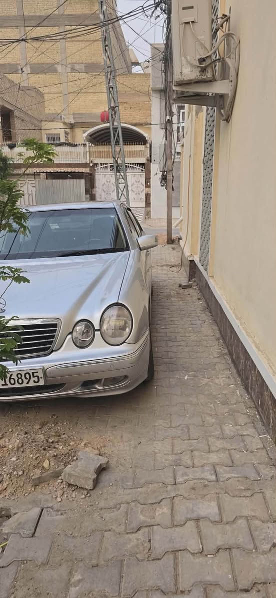 سلام عليكم
مارسيدس ام عيون 320 موديل 2000 
محرك V گير تبريد حدادية كهربائيات تخم تاير جاهزة من كلشي 

مري كهرباء عاكسة للضوء// بردة خلفية كهرباء // كشنات تدفئة تبريد // كشنات كهرباء // حساسات امامي خلفي // كاميرا خلفية // سلايد // تجاوي كهرباء 

رقم اربيل باسمي سنوية 2030 
للمراوس باجيرو 
عنوان // النجف 
***********

