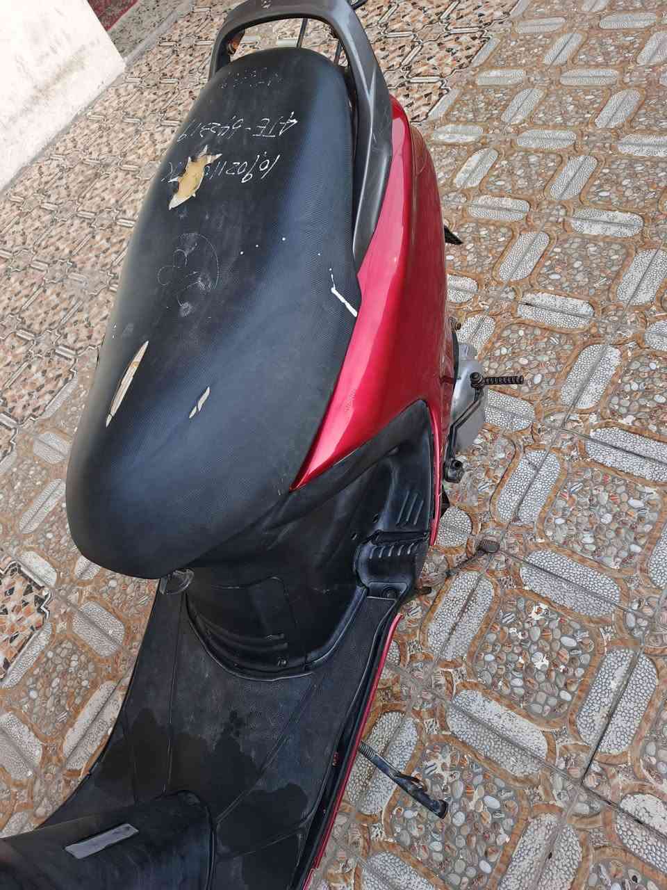 فراشه فحل 140 مبدل ولفات فقط سلف هندر كهربائيات كله شغاله نضافه مثل ما موضح بالصور سعر 300 وبيه مجال مكان حله مركز المدينه رقم ***********

