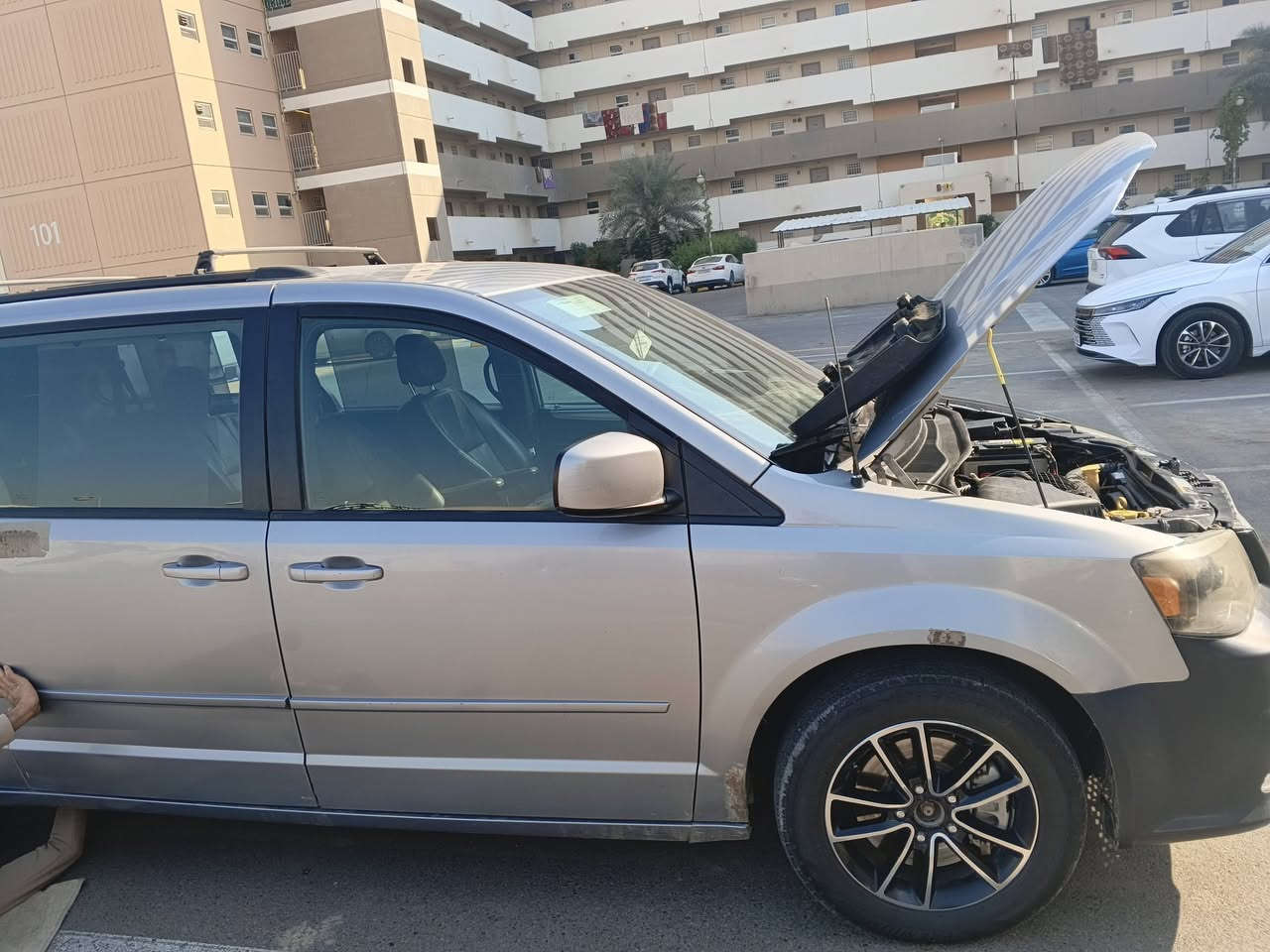 سلام عليكم دوج كرافان للبيع موديل 17فول مواصفات سعر 150 بيه مجل
***********
