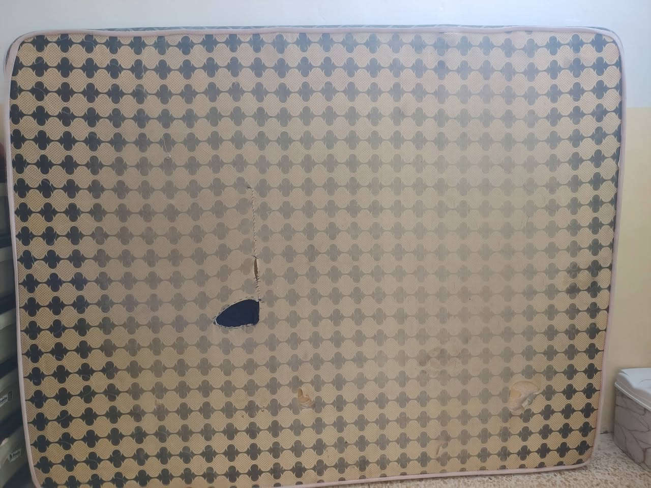 دوشك • للبيع