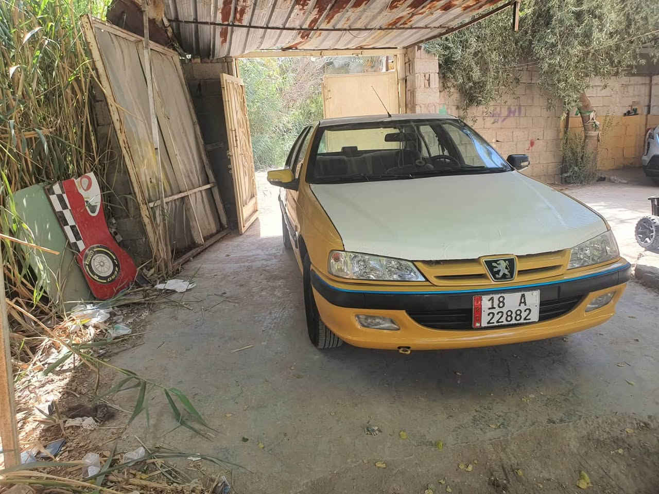 السلام عليكم  بيجو بارس موديل ١٣ رقم بابل مصفره هيئه وغرامات ماعليها ربع حتى البحث جديد السياره جاهزه مكينه كير تبريد تخم تاير خير من الله وترايك وين ميعجبك السعر ٣٠ وبيها مجال مكاني بابل المسيب طريق ابو الجاسم رقم الهاتف ***********
