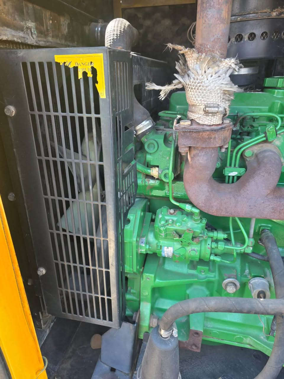 السلام عليكم 

للبيع مولدة جوندير للبيع
3 سلندر، 28 KV
كاتم أقصى بروتكشن
المولدة نظيفة كلش وحالتها ممتازة، جاهزة للشغل.

السعر مناسب والبيع للجادين.

📞 ***********
📞 ***********
