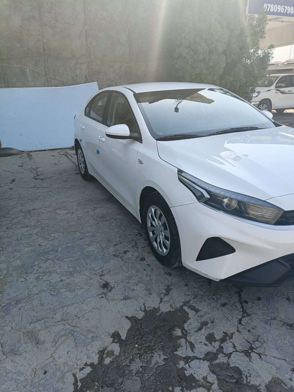سلام عليكم سياره k3للبيع كفاله عامه ماشيه 30الف ***********
