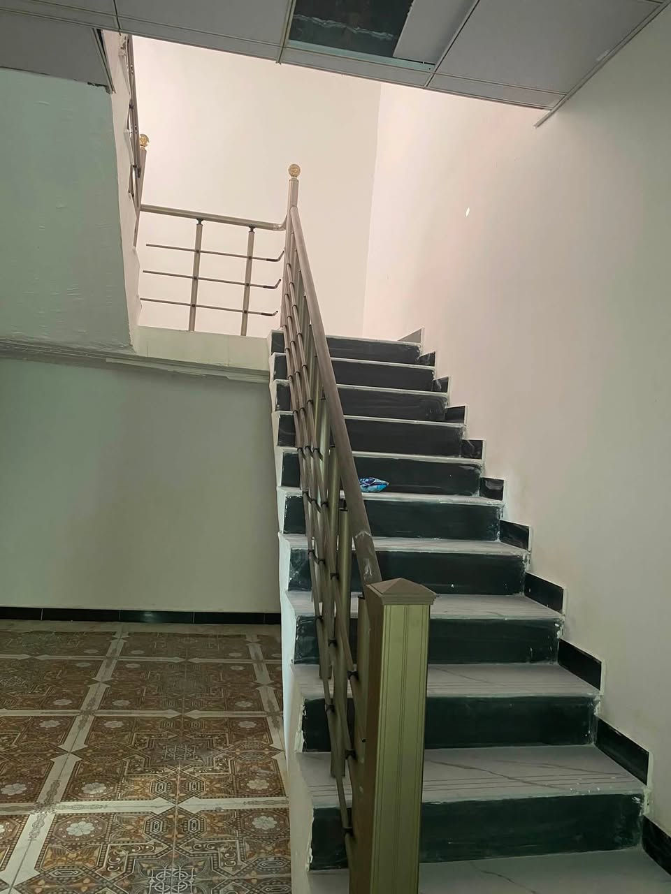 يتوفر دار سكن مساحه 210 متر طابو ملك صرف زراعي الموقع ابو الخصيب العوجه. يبعد ع سايدين العوجه 400 متر متوفر كافة الخدمات السعر 72 وقابل للتفاوض ***********
