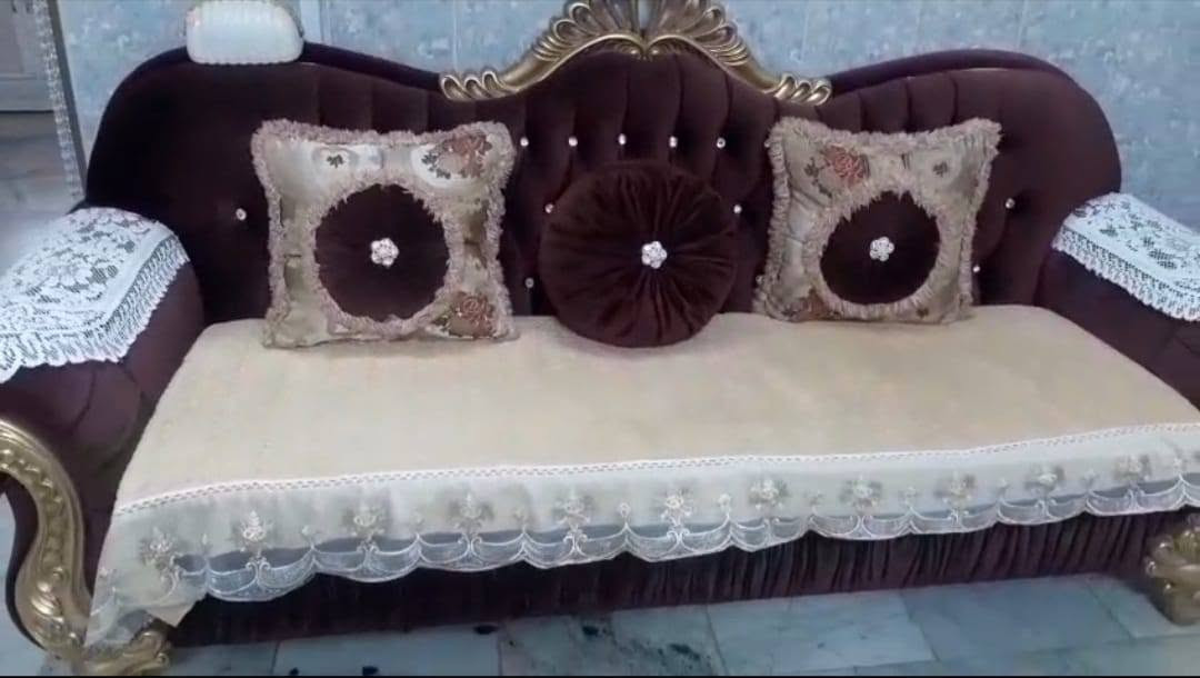 كنب • بدون تفاصيل