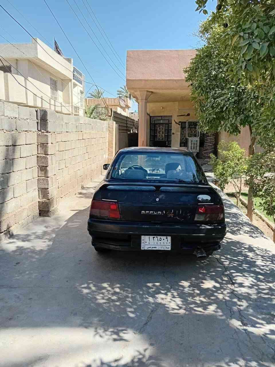 للبيع • وبيها مجال