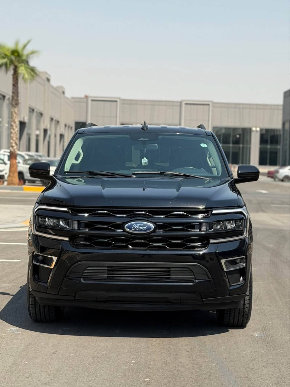 FORD EXPEDITION XLT 2024

فورد اكسبدشن اكس ل تي ￼2024 

ضرر  بونيد جاملغ تبدل شركة نفس لون

قتعة بخ امريكا

بدون دواخيل 

ارباك ستيرن مرجع سيستم 

83 الف ميل ماشي

سعر 295 بي مجال 

*********** أربيل, العراق
