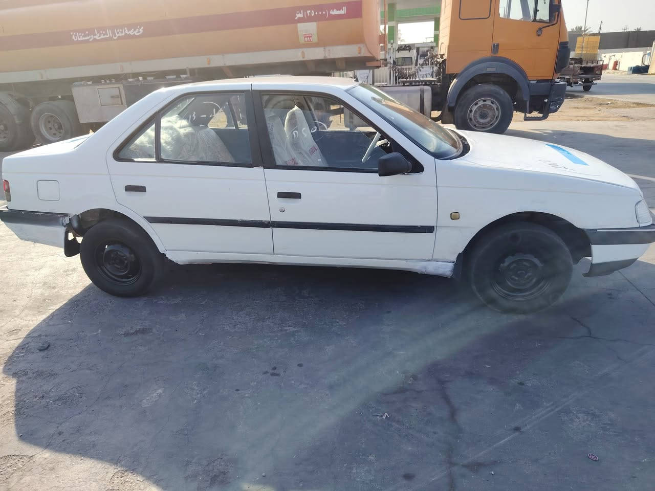 سلام عليكم للبيع بيجو رواء مكينه وكير جدد تخم تاير حد اديه جديده سياره جاهزه تحويل مباشر تخم تاير لسعر ١٧مكاني نجف مناذره ***********
