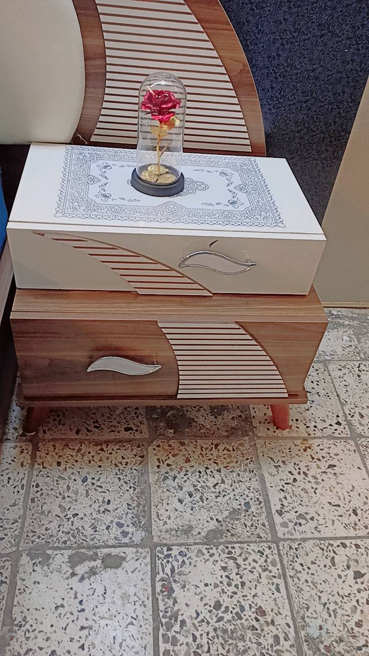 غرفة نوم • ٧ قطع • ميز تواليت