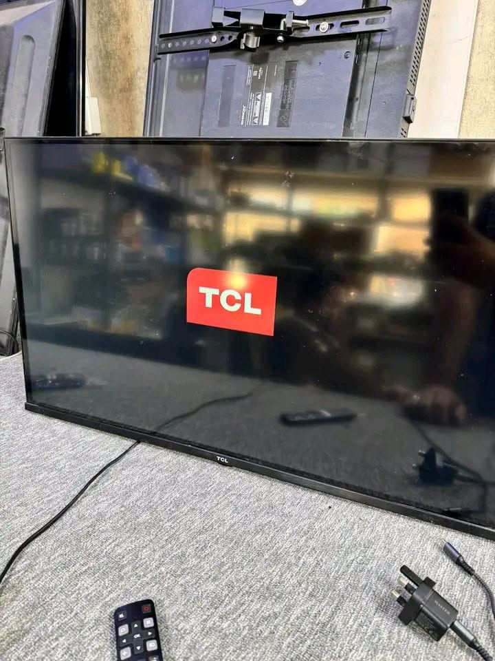 شاشة TCL للبيع حجم 32 نضام الشاشة اندرويد رسمي يدعم جميع التطبيقات العالمية والمحلية مع برامج قنوات رياضية مجانيه 

العنوان الرمادي شارع الخطاطين ورشة ابو عمار الهندسية 
***********…***********او ***********
