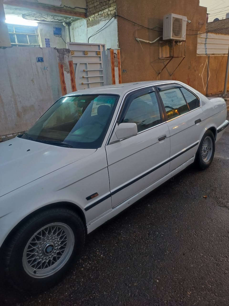 بي ام ٥٢٥ • ١٩٩٢ • جاهزة