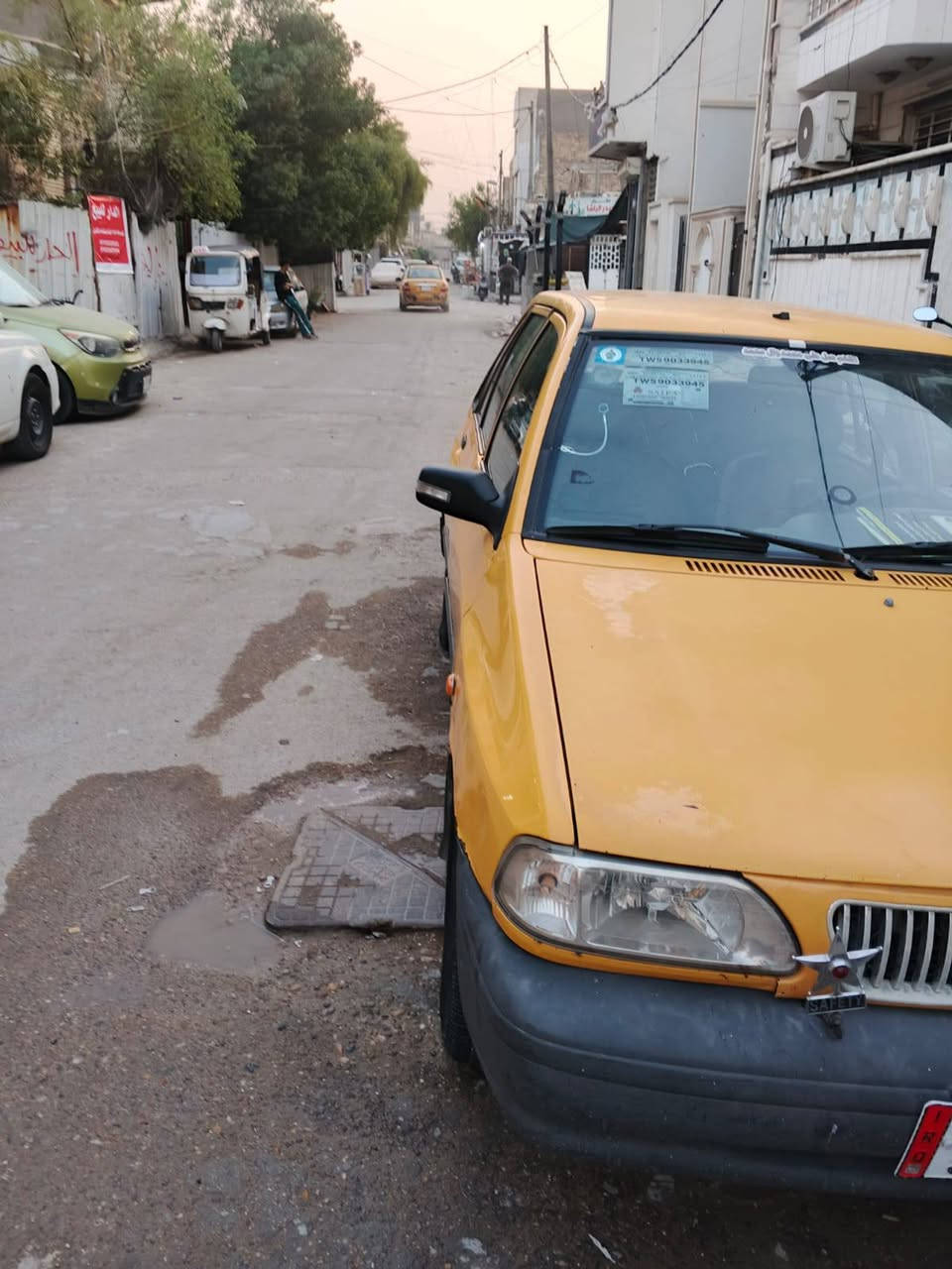 سلام عليكم سايبه  12  مكفوله  شواصي انضاف  لا ضربه ولا  وتبديل ولا صبغ تدفه تبريد كامله كير محرك خير من الله سياره رقم انكليزي مصفره هيه وغرامات هزه جديده سنويه 2030 سعرها ٢٦  وبيها مجال للستفسار ***********
