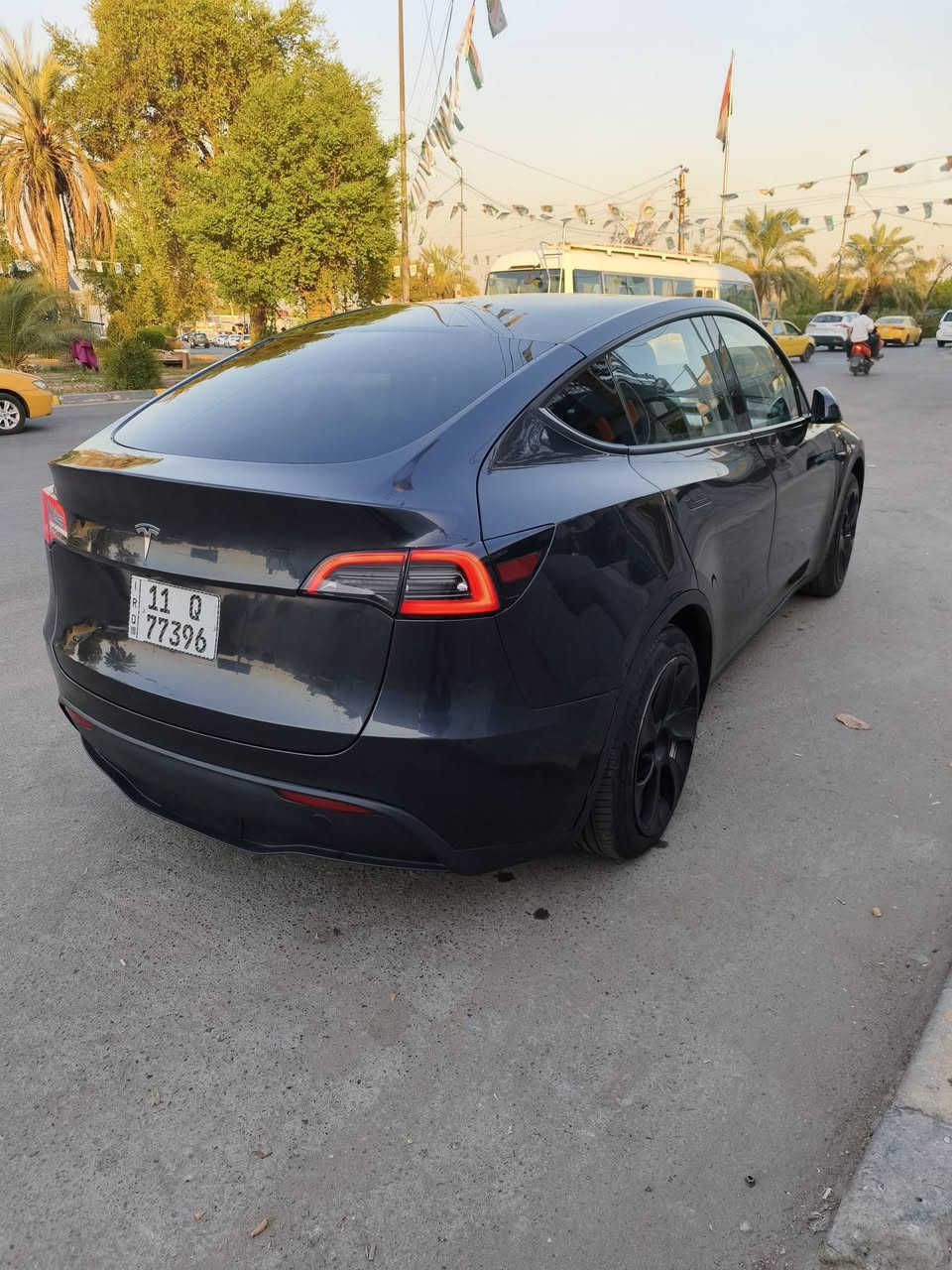 السلام عليكم👋
تسلا موديل y (موديل 2024) وارد امريكي رقم بغداد بأسمي
ماشيه 38000 كيلو 
تك ماطور  السياره اونلاين 
🛑حادث امريكه قبغ جنطه و جاملغ خلفي بدون دواخل وبدون ايرباك
السياره جداً جديده وبيهه اضافات  برده كهرباء  شاشه اضافيه وستيرن نص  رياضي و تلبيسة مقاعد  
السعر  (💰$ 200💰) وبيهه مجال
بيع او مراوس المكان بغداد الصليخ او البنوك
📞📞***********
