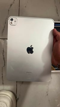ايباد M4 • ٢٥٦ • بطارية ٩٦