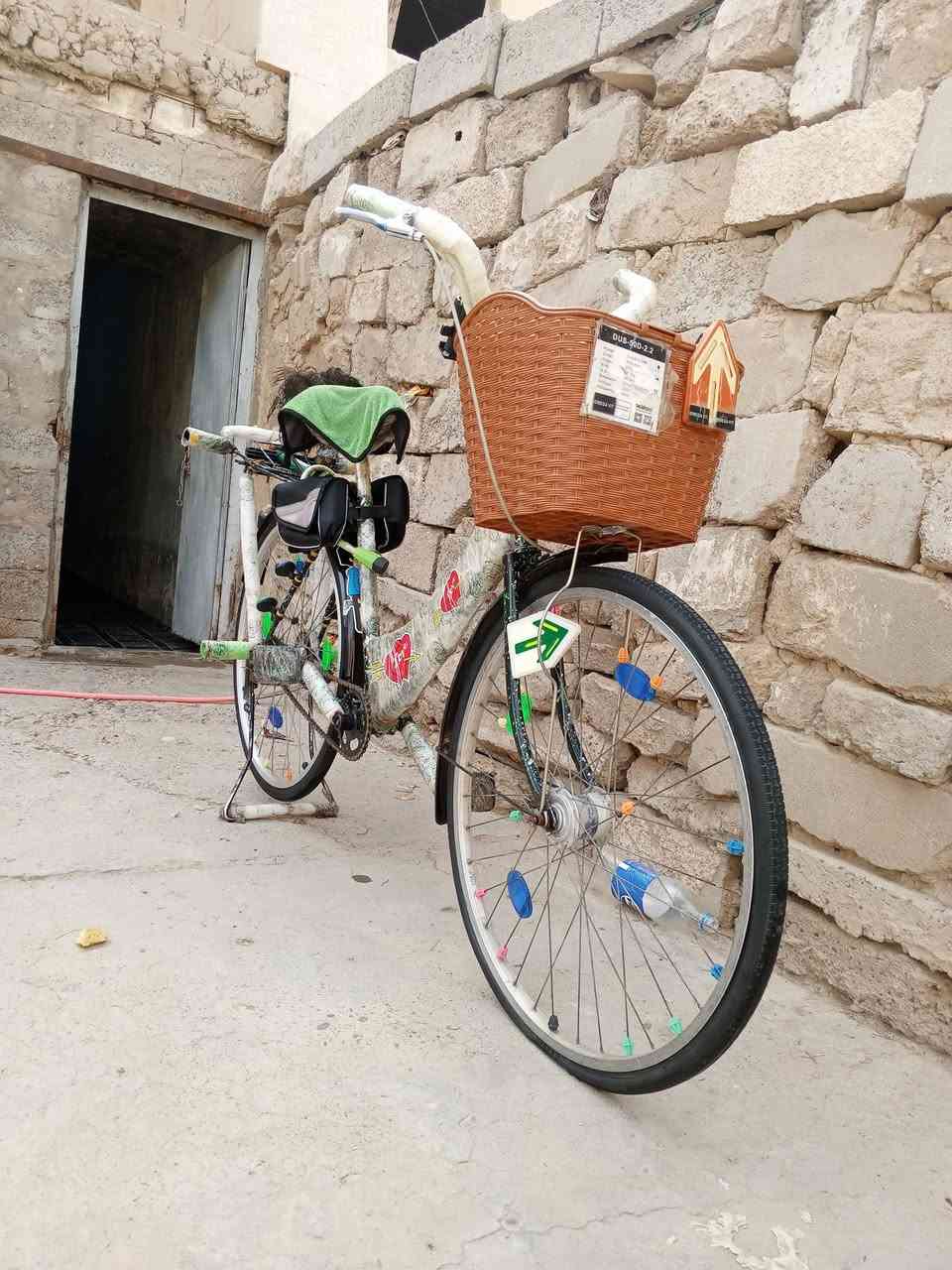 السلام عليكم بايسكل بناتي البيع نضيف نقصه بس جوب الكدام وبايدر السعر 100 بكاني بغداد بلزعفرانيه ***********

