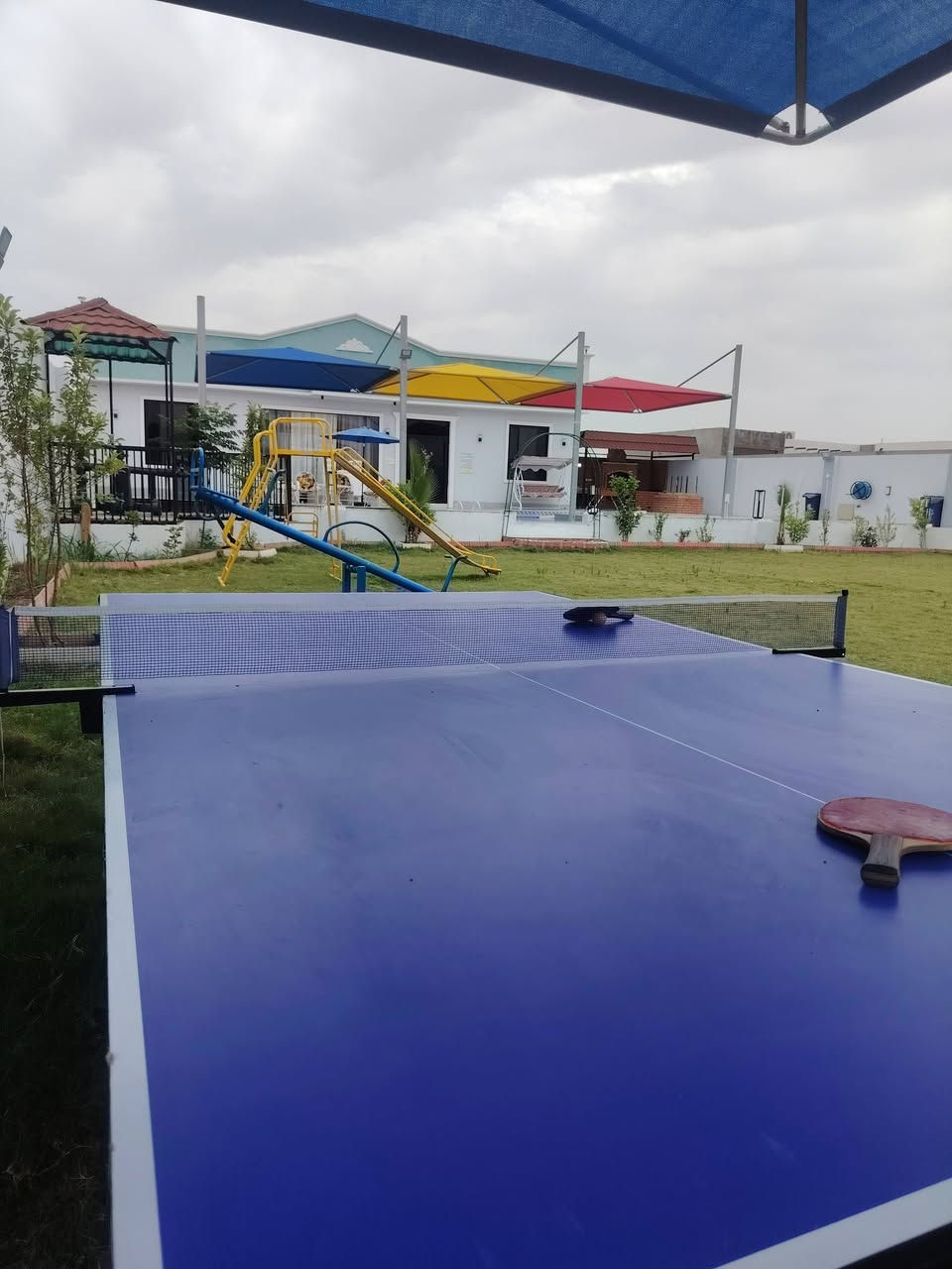 احجز وانت مطمئن المزرعة موثقه بتطبيق أجرلي 🤩

منتجع قلب دجلة ترحب بالزبائن الكرام يوفر لكم راحه تامه وخدمات متكامله للعوائل والشباب 👨‍👩‍👦‍👦💁🏼‍♂️ التفاصيل 🦋🔶كهرباء متوفره على مدار 24 ساعه 🔶الصاله والغرفه مؤثثه بشكل لطيف ومكيف 24 ساعه دون      😻     انقطاع 🔸مطبخ مؤثث بالكامل ثلاجه وطباخ ومجهز بأواني الطبخ الضروريه🔸مكان خارجي مخصص لشوي السمك والمشاوي 🍖 🔶 جلسه خارجيه جميله 🔸صحيات متكامله شرقي وغربي 🔸موقف خاص للسيارت 🚘🚖 🔸مسبح  كبير وصغير للأطفال 🏊‍♀️🏊 🔸 العاب فيشه ومنضده للكبار 🔸 العاب للأطفال لأجل متعتهم وراحتهم 🛝🛝 🔸انترنت 24 ساعه 4Gالحجز المسبق ودفع نصف مبلغ الحجز عن طريق زين كاش العنوان:صلاح الدين / قضاء بلد 
للحجز واتساب  ***********

