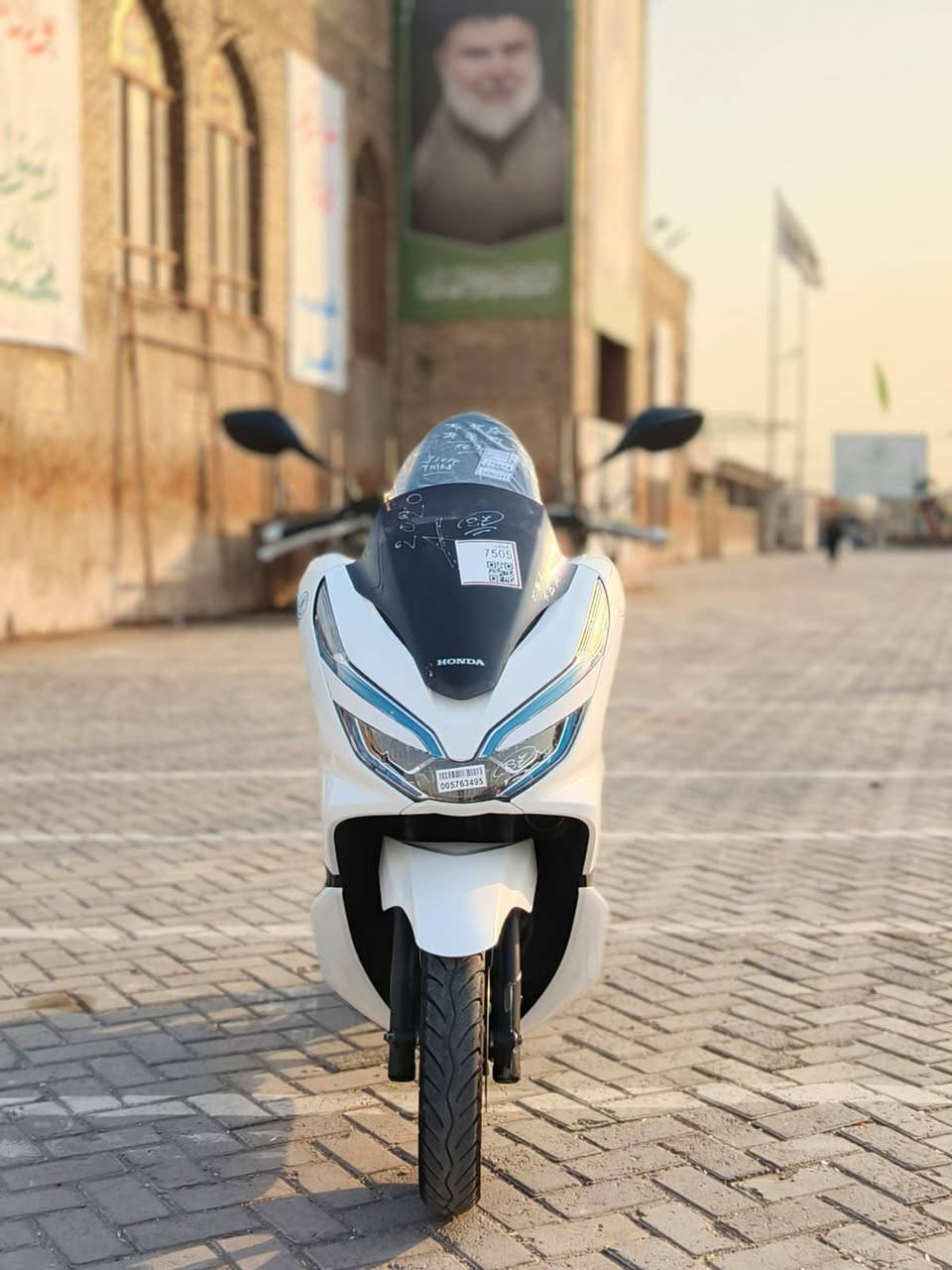 سلام عليكم.... 
دراجة  (PCX)(جيل الثالث)🛵 للبيع
دراجة شلعه معدل كهربائيات كلهه شغاله 
دراجة جديده بلاديه 
أي نقص مابيهة
جيب فيتر وتعال افحص
العنوان بغداد مدينه الصدر  الاستفسار الاتصال على الرقم 📞 ***********

