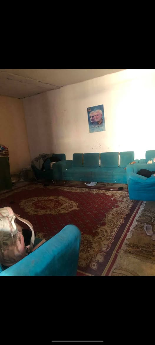 دار للبيع
بيت ركن للبيع في منطقة ال ٢٢
مجاور مدرسة الرحاب الابتدائية 
المساحة ١١٠ م
السعر 80
‏‪***********‬‏
