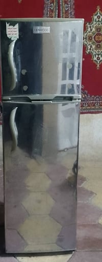 ثلاجات • للبيع • نظيفة