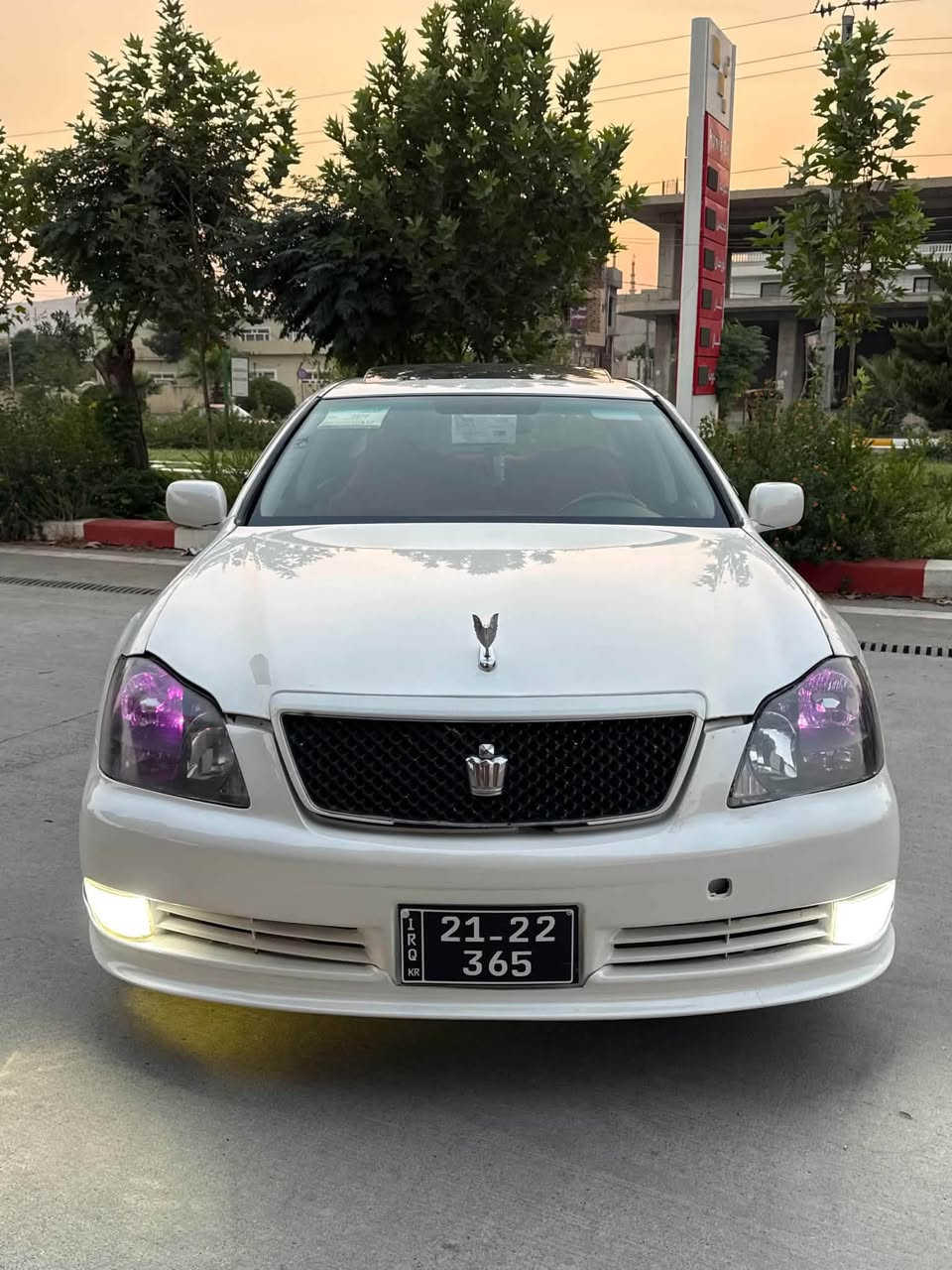 بە ناوی خوای گەورەو میهرەبان
توێتا کڕاون شاهینە  بۆ فڕۆشتن 
بڕاوەیە 
بێ دووکەڵ 
کۆد دار
٢٠٠٥ساج سوور
کامل مەسرەفی کراوە حەمامو پۆلیش کراوە   بل کارتۆن جدید جدید٣دووگمە   پاکەتی      
جڵدو هیتەر 
گێرگەورە مەکینەگەورە   
شانسی  ١٨٢
٥ بەسمەیە   گەرمی مەزبووتە ساردی مەزبووت
شاشەی مەزبووت
  ئاوینە شەفت 
توندو تۆڵە چرکەی تیدا نییە   شوخت و چاڵ و قوپای نییەتەنانەت چاڵو شوختی بچوکیشی نيە
سەقفی وەک شوشەیە    هەموو شتیکی مەزبووتە 
لە دەعامی پێش بۆ دەعامی دوای بەشەرت
کامل کامل مەسرەفی کراوە 
کامل کارەبای مەزبووتە
 گێر مەکینە ئەکسل دارو بەردی بەشەرت 
دەرو ناو یەک لە یەک لۆکتر   تاقم تایەو ویلی لۆک لۆک
بێ شوختو چاڵو قوپاوی 
سەیارەکە مالی دۆستەو بێ حەیب و حارە

تکایە مشتەری تێل بکە جوابی کۆمێنت نادەمەوە
ئەدمین ❤️❤️❤️❤️
ژم : ***********
شوین  :رانیە 
 نرخ ٥٧گەلا
