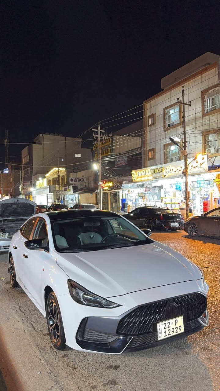 Mg gt 2025 
سەیارەکە گێر عادییە ٤٨ هەزار رۆیشتییە هیچی نیە فەقەت تەزرەکی کەمی هەیە هەموو شتێکی بە شەرتە کامل جوانکاری بۆ کراوە سعر ٩٨ وەرەقە مەعامەلەیەکی زۆر زۆر کەمی تێدایە *********** أربيل, العراق

