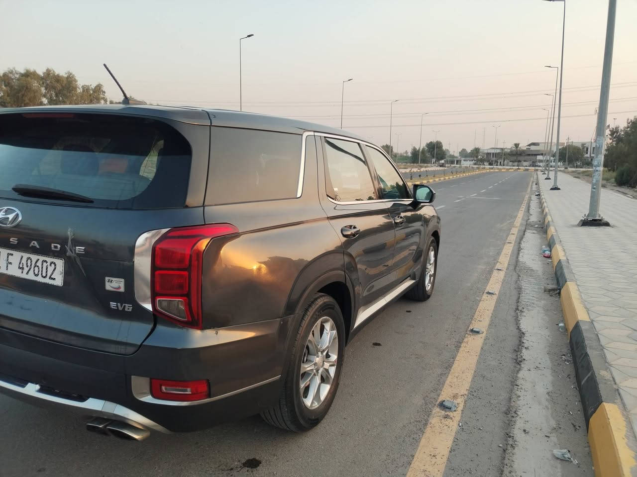 السلام عليكم عندي بلا سايد للبيع موديل ٢٠٢٠ بسمي بغداد تحـويل مباشر محرك ٣٨٠٠ توقف ذاتي شاحن تليفون حادثها كلش بسيط بس دعاميات من امريكا سعرها ٢١٠ واذا اكو مراوس اوباما عادي مكاني واسط-قضاء العزيزيه ***********
