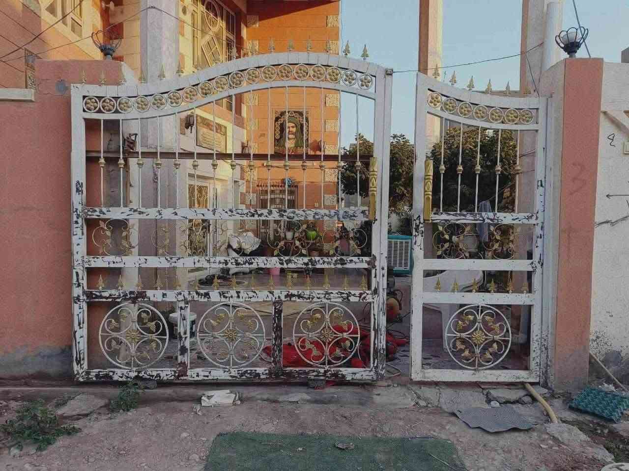 جدران واجهات
ابواب فريمات شبابيك 
تنضيف وصبغ 
متفرغ
 ‪***********‬‏
 ***********
