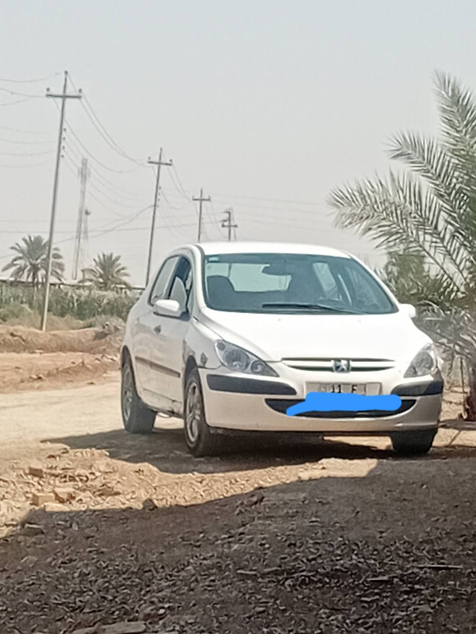 السلام عليكم سياره بيجو فرنسي 307 للبيع سياره كلش حلوه ومرتبه بالشارع صدر نظيف تخم تايرات محرك جديد السعر. 35 ورقه قفل للتواصل ،***********
