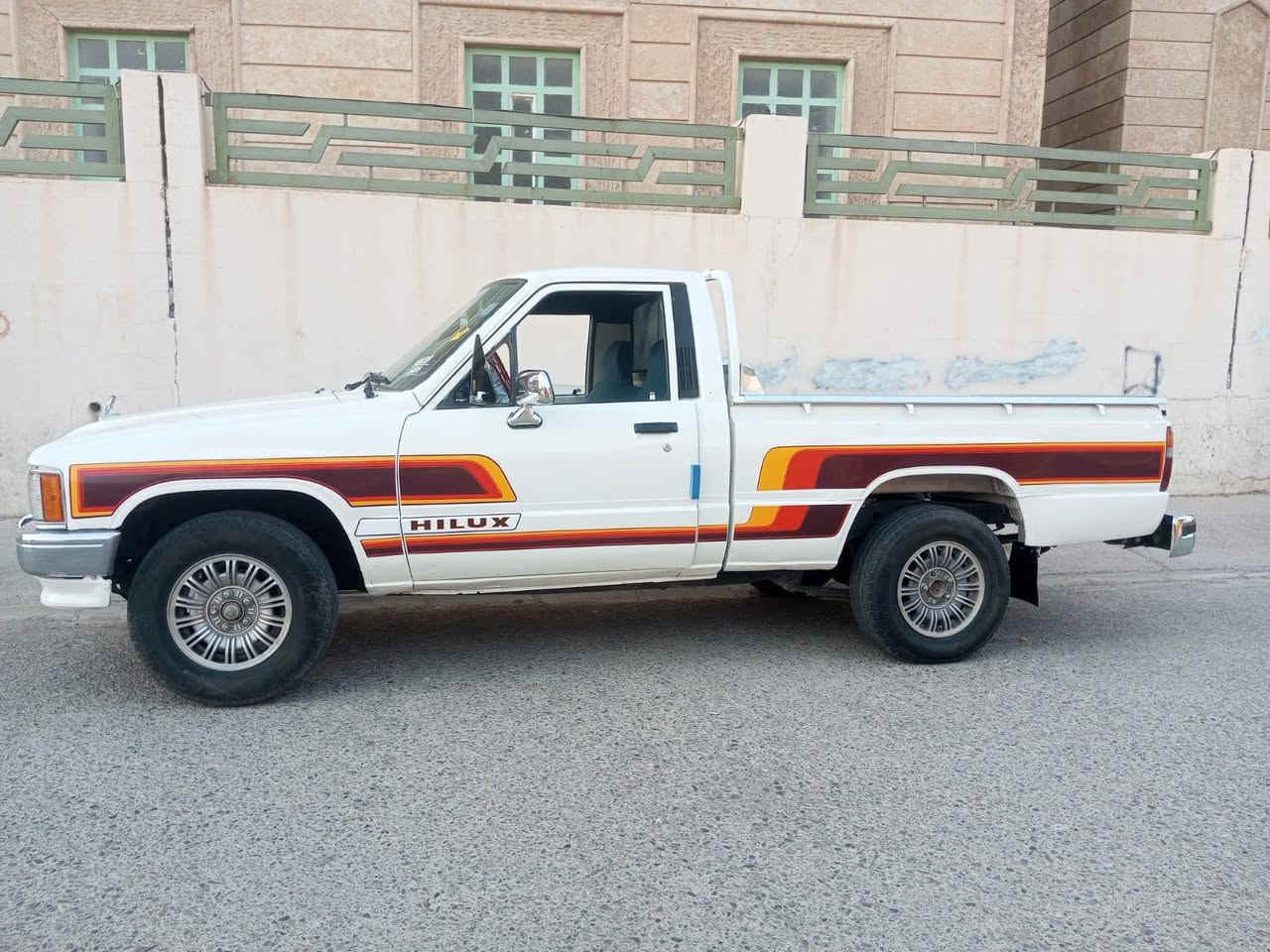 السلام عليكم 
بيكم 88كروسيده كير محرك صدر جديد تعمير ع شاصي بدون معجون رقم كركوك دولي بسمي بطاقه بانزين بيها سياره مابيها نقص. ***********
