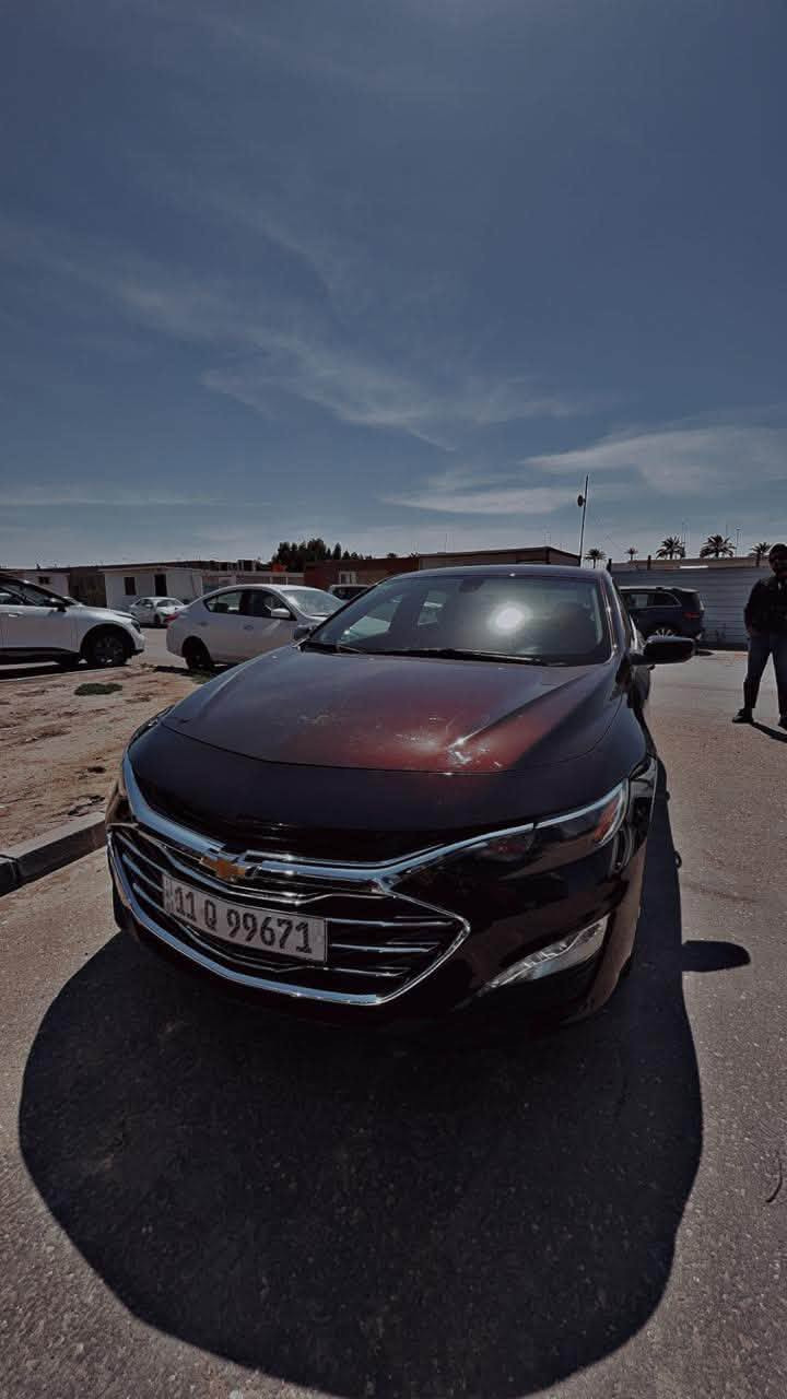 للبيع
ماليبو 2020
مواصفات LT المعروفة 
مكينة 1.5 Turbo
السيارة بحالة جداً نظيفة وايدي بيها وادامة كل ٦ اشهر  
مكينة وگير وراديتر كلهن بلادي ممفتوحات كفالة
 صدر بحالة ممتازة ، كهربائيات السيارة كلها سليمة

حادث السيارة موضح بالصور
سونار السيارة موجود بالصور

السيارة ماشية 150 الف كيلو

السيارة رقم بغداد  
مكاني بغداد شرط التحويل

السعر 100 ورقة وبيهه مجال 
والله السياره نقص مابيهه كلش جديده 

التفاصيل كلها موجودة بالصور ، الشراي يتصل على الرقم
***********
 واتس اب
