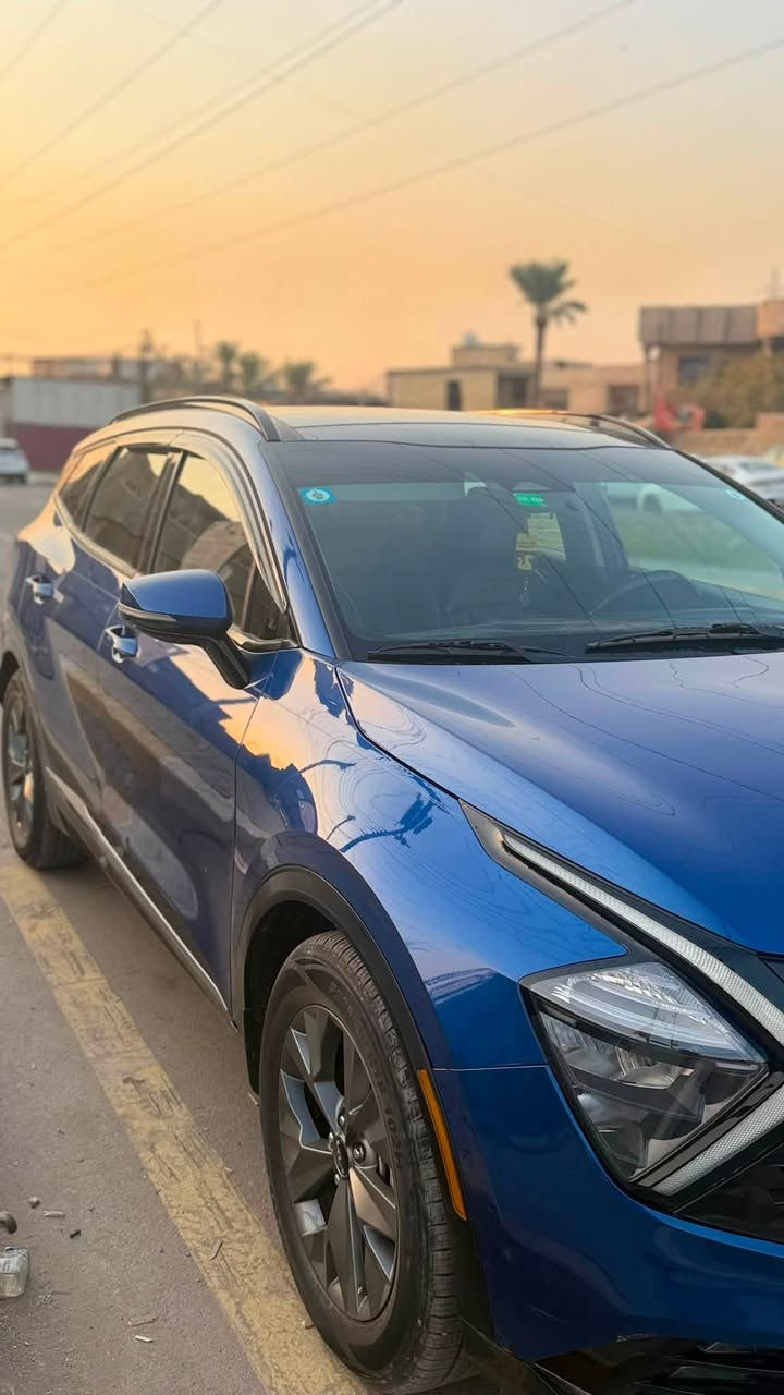 سلام عليكم اسبورتج ٢٣ فول مواصفات  بدون اي قطعه صبغ او او تبديل  سياره جديده اباسمي  مكاني بغداد سعرها١٩٨قفل   استفسار ***********
