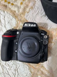 D810 • كاميرا • شتر ١١٠ك