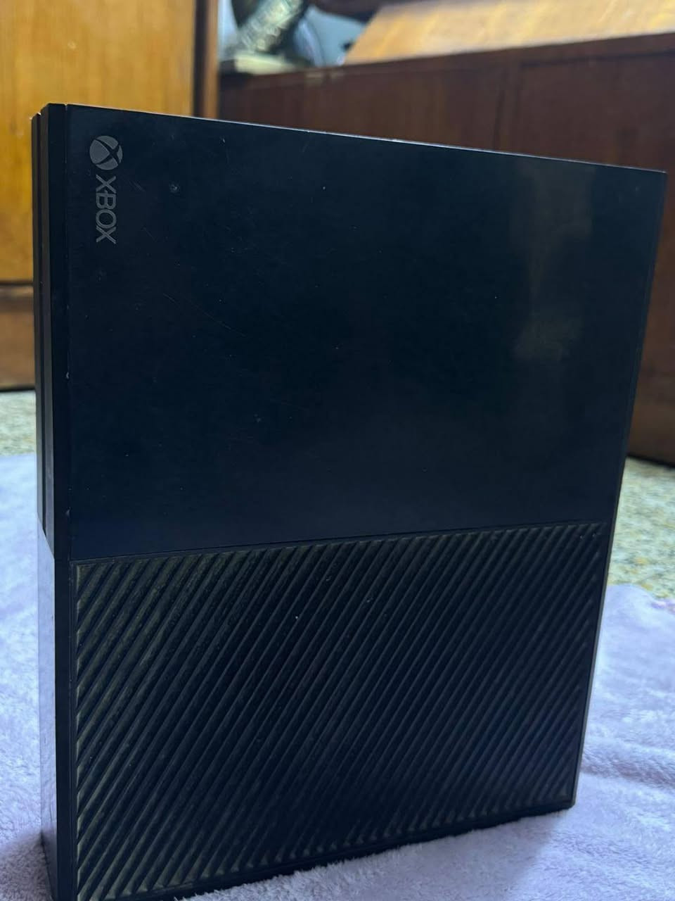 سلام عليكم 
اكسبوكس وأن فات 500gb للبيع وي جوستكين واحد مابيه شي والثاني يحتاج تصليح بسيط دكم السعر 140 وبيه مجال 
ملاحظه الجهاز نظيف وغير مفتوح نهائيا 
رقمي ***********
