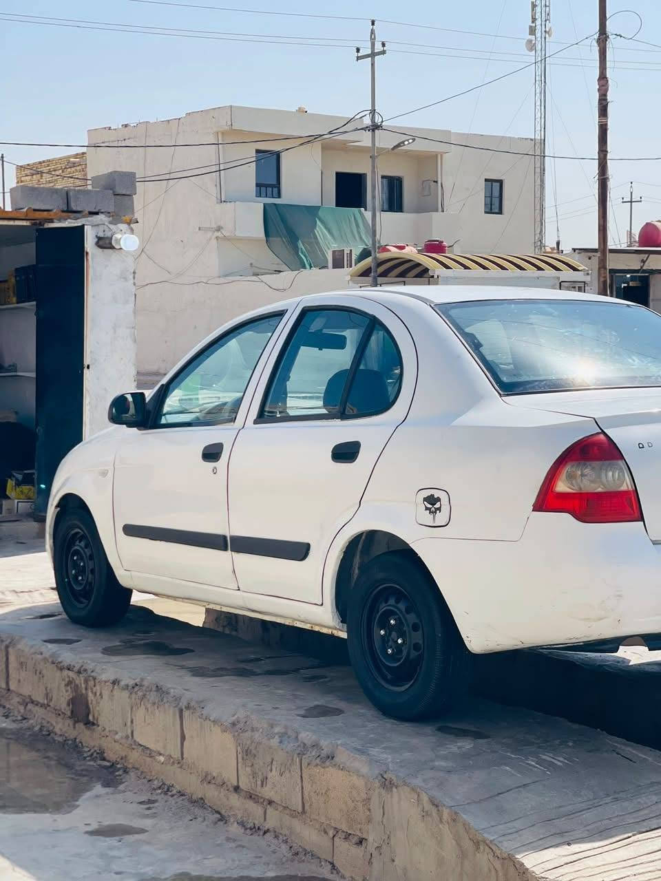 سلام عليكم طيبه للبيع مديل 13 سنويه ل31 رقم دولي الجديد محرك بل كارتون هسه شاده تخم تاير هسه شاده تبريد ويا السويچ كير مكينه كفاله عامه 
دوشمه جديده السعر 37 وبيها مجال 
هاذا رقمي ممتواجد ع الفيس 
***********
