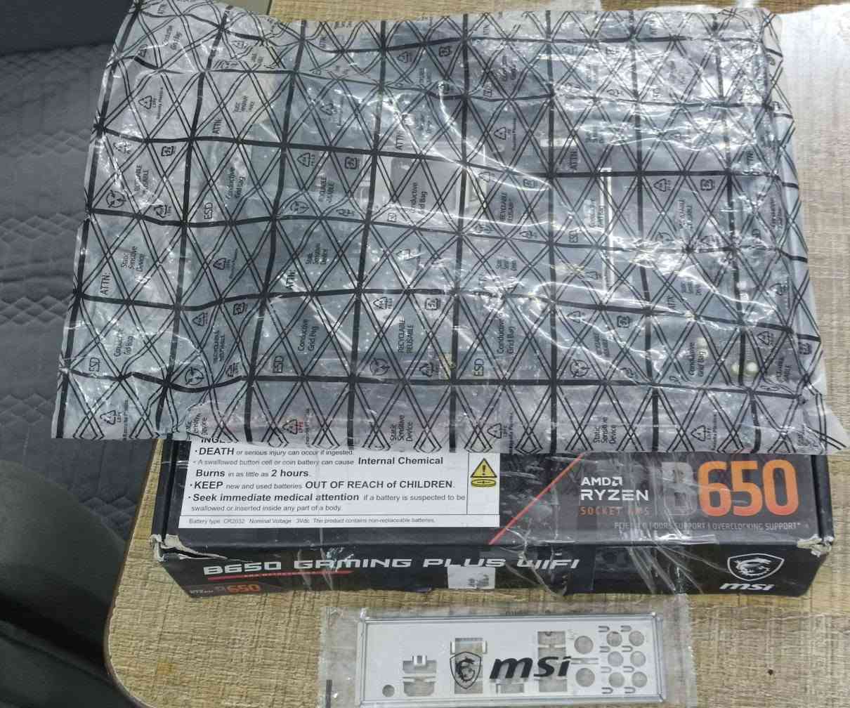 مذربورد MSI B650 • سوكيت AM5 • DDR5