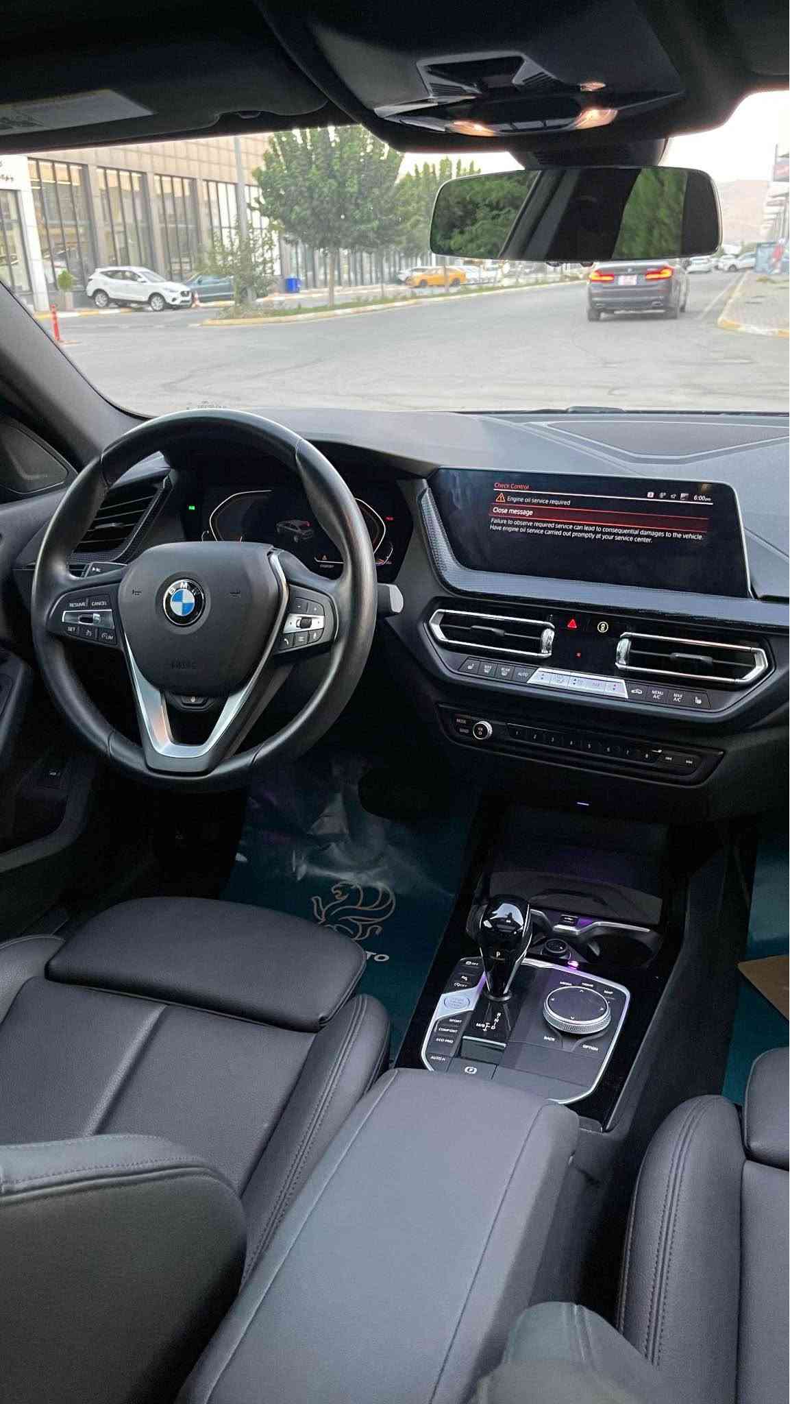 Bmw 228i X Drive 2023 

مواسەفاتی ئەمریکی 🇺🇸
مۆتەری 2.0 تۆربۆ
228 هۆرس پاوەر
سیستەمی xDrive AWD
گیربۆکسی ئۆتۆماتیکی 8 خێرایی
پەکیجی M Sport
شاشەی گەورە و دیجیتاڵ
Apple CarPlay & Android Auto
کامێرای دواوە + سێنسەری پارکینگ
Blind Spot + Lane Assist
کۆنتڕۆڵی گەرما و ساردی دوو لا
ڕووناکی ناوەوە (Ambient Light)
سانڕۆف
کورسی چەرمی
Push Start
سەیارەکە زۆر تازەو جوانە 14,700 مایڵ ڕۆشتووە ڕەقەم کاتییە سەیارەکە ، کلین تایتڵە دەعامی بۆ دەعامی بەشەرت 
نرخ:243وەرەقەو مەجال
ژمارەی تەلەفون:***********
WhatsApp&Viber✅ السليمانية, العراق
