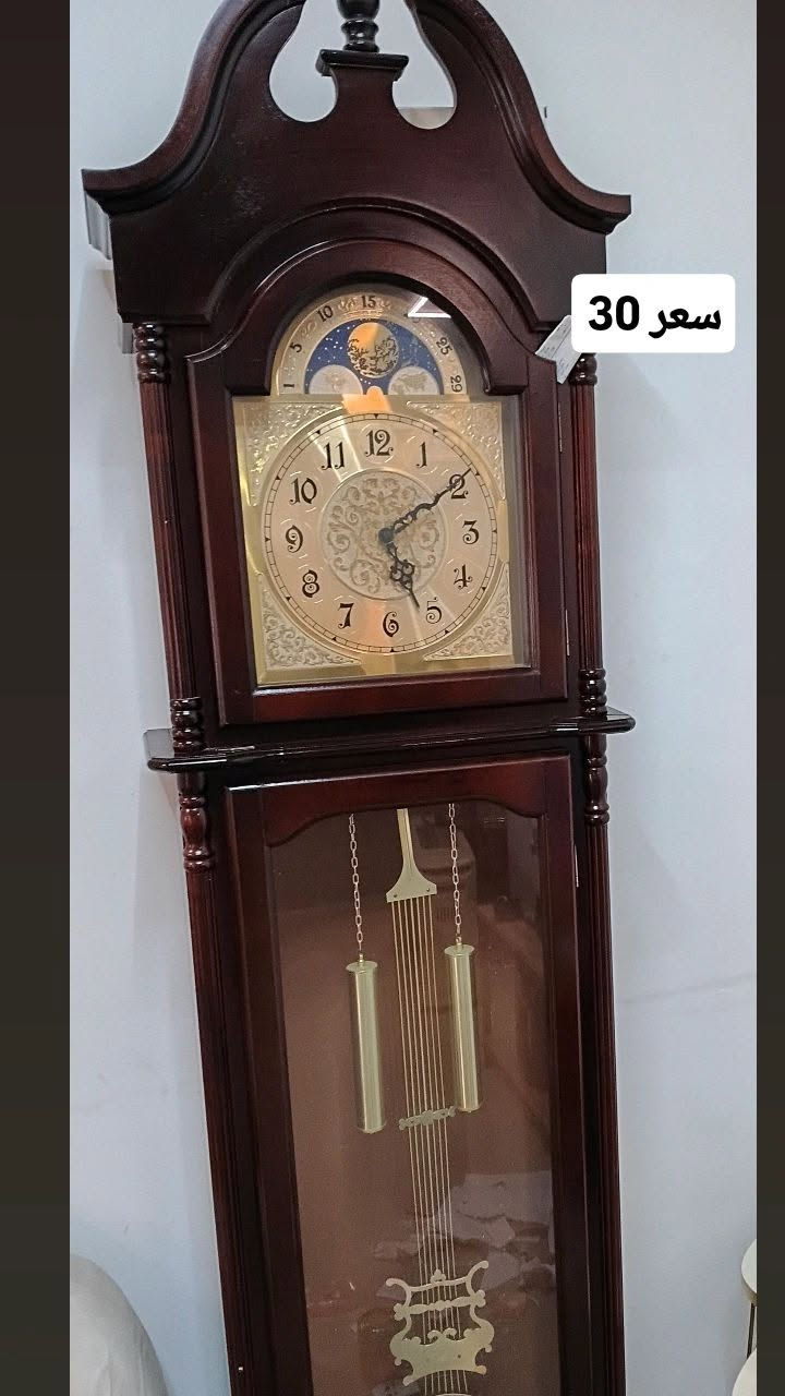 السلام عليكم عندي هذولي الصوبات والساعه للبيع وكلهم شغالات ونضيفات بسبب اريد انتقل العنوان قولة ريسي قرب فلكة سرجنار للتواصل ***********
