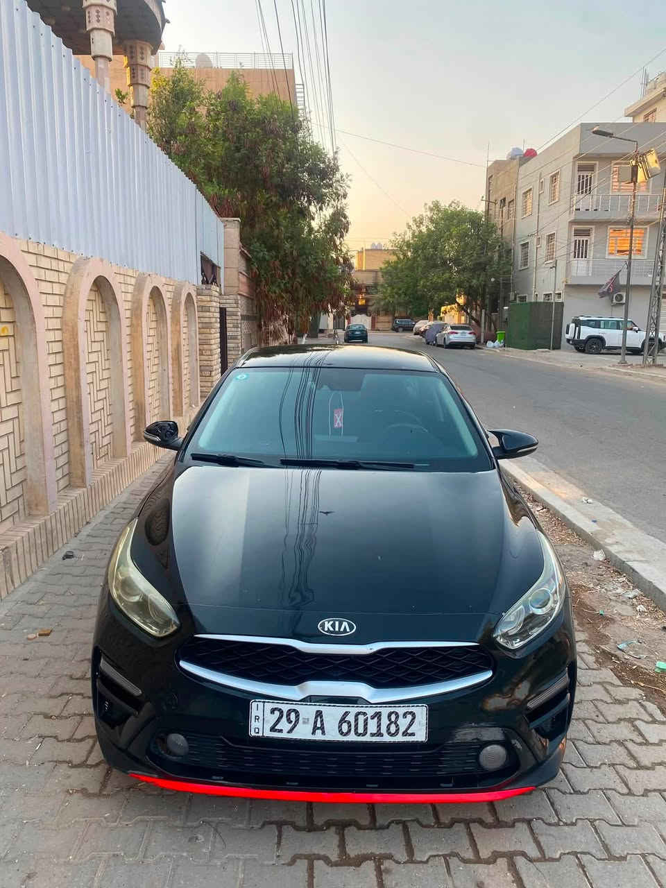 السلام عليكم فورتي ٢٠٢٠ للبيع او مراوس
السياره مصبوغه عام بيها جفيه
 كير مكينه صدر تبريد مكفولات 
رقم الدولي الجديد ب اسمي تحويل ثاني يوم
العنوان بغداد الكاضميه 
السعر(8٧) وبيها مجال 
***********
