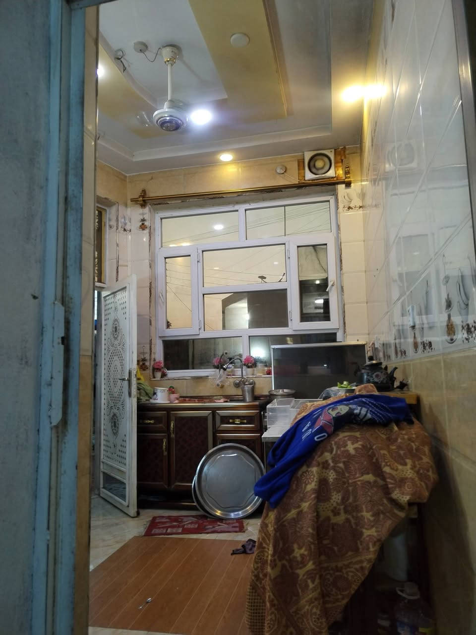 مشتمل للبيع مساحة ١٠٠ متر طابو صرف الصويرة حي الزهور شارع العمارة مقابل ثانوية الانتصارات للبنات
مشتمل للبيع مساحة ١٠٠ متر طابو صرف الصويرة حي الزهور شارع العمارة مقابل ثانوية الانتصارات للبنات مشتمل للبيع مساحة ١٠٠ متر طابو صرف الصويرة حي الزهور شارع العمارة مقابل ثانوية الانتصارات للبنات 
يتكون المشتمل على طابقين بناء طابوق وسقف كونكريت وأساس رفت وأرضية الطابقين بورسلين مع جدران المطبخ والصحيات سيراميك تفاصيل الغرف 
طابق أول غرفة نوم وصالة وإستقبال ومطبخ وكيليدور وصحيات ومناور. الطابق الثاني غرفة نوم كبيرة وحمام أيضا ً بناء المشتمل سنة ٢٠٢٤.. بناء حديث وعمل درجة أولى. للأستفسار الأتصال على الرقم  ***********
السعر المطلوب  ٧٠.مليون دينار
